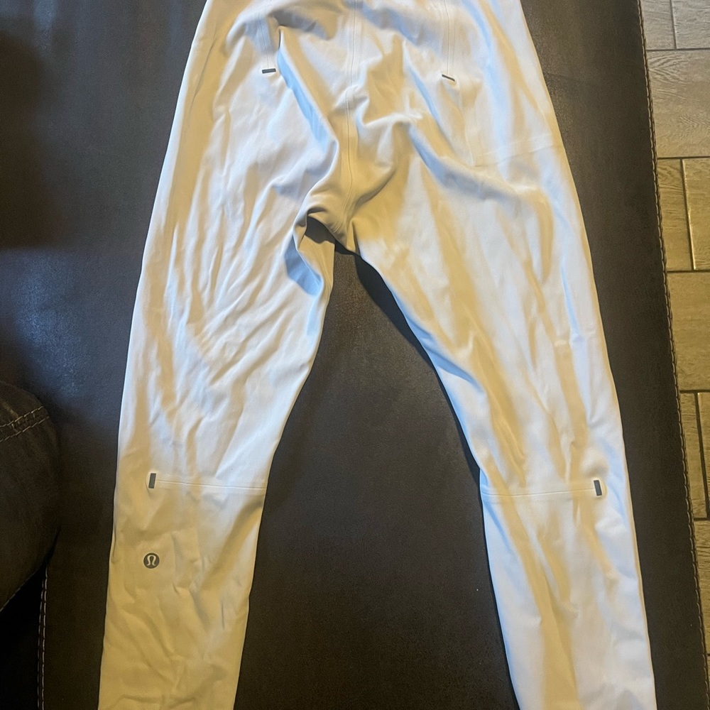Lululemon white leggings